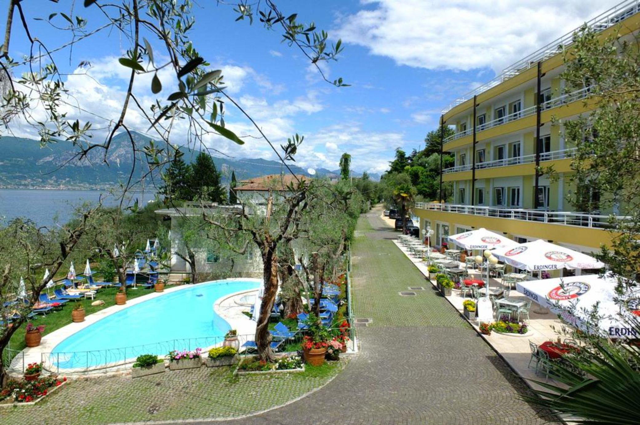 Hotel Internazionale Torri Del Benaco Exteriér fotografie