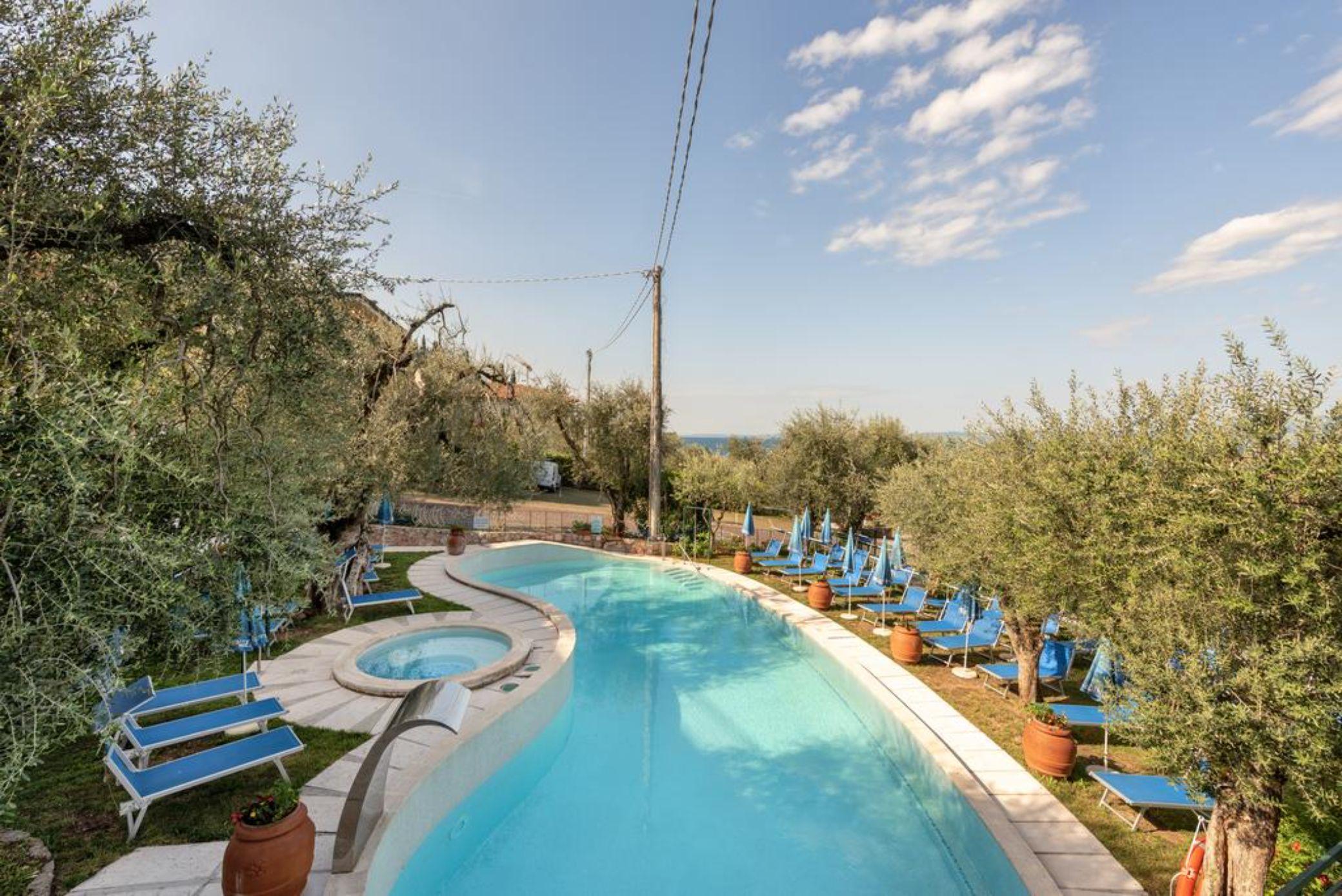 Hotel Internazionale Torri Del Benaco Exteriér fotografie