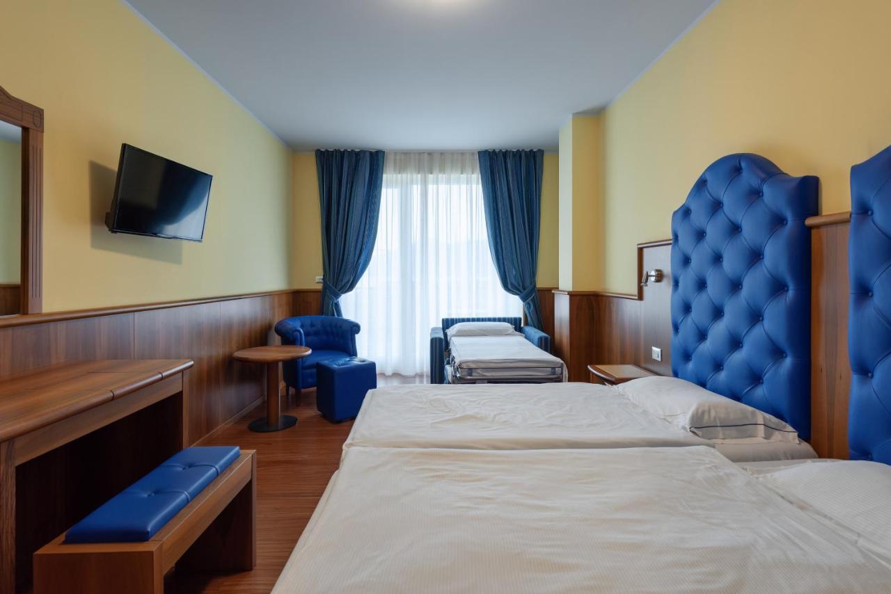 Hotel Internazionale Torri Del Benaco Exteriér fotografie